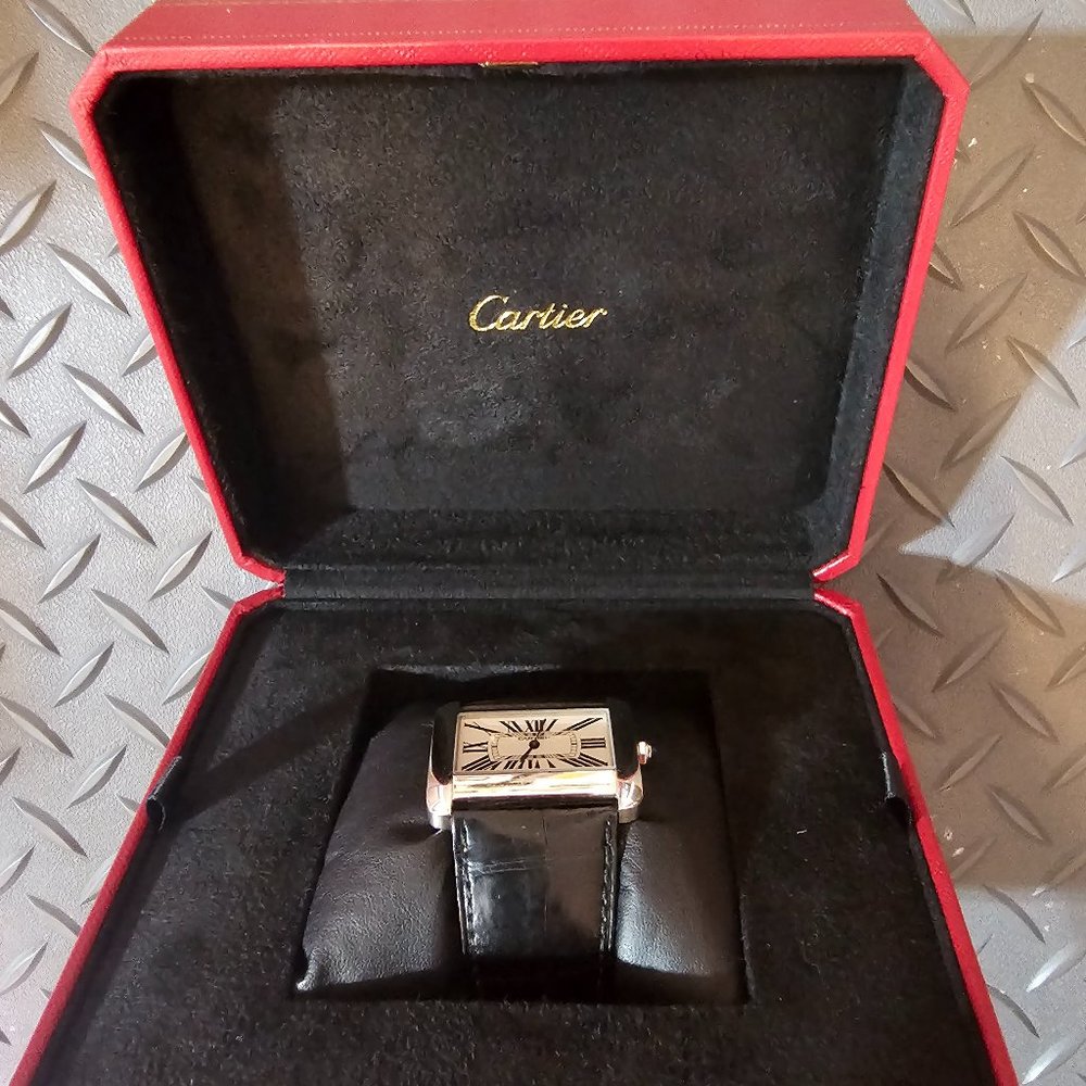 Cartier Tank Divan
